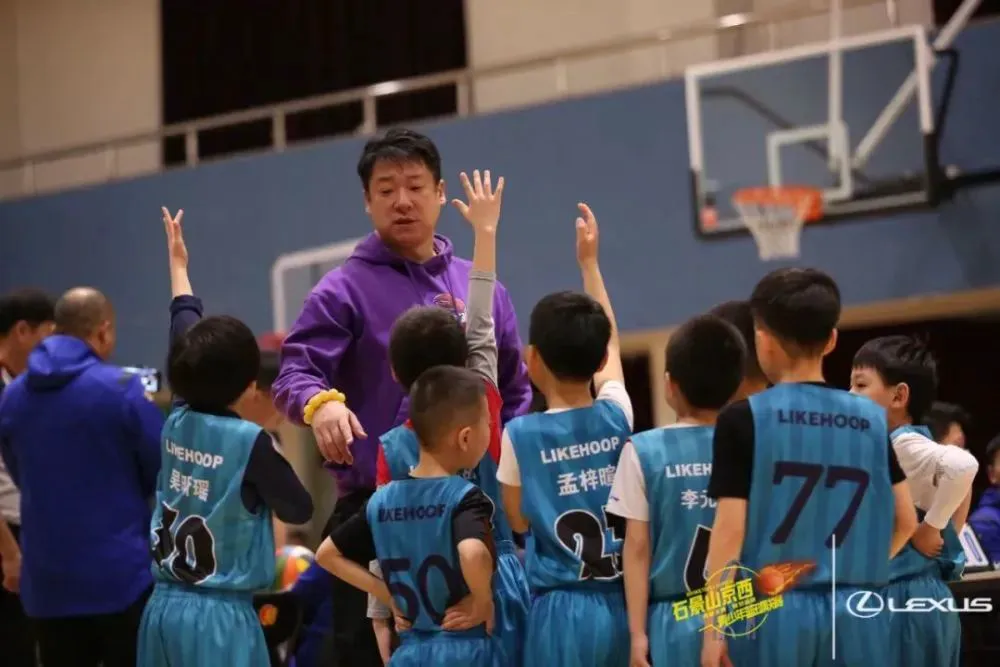 刻苦训练篮球时如何避免受伤的建议_2